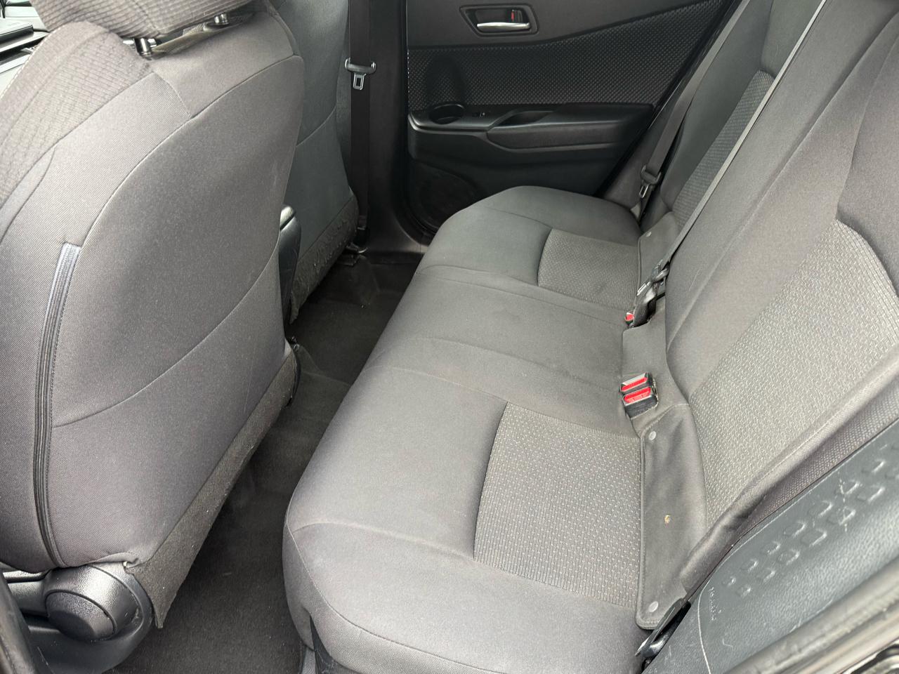 Toyota C-HR XLE 2018