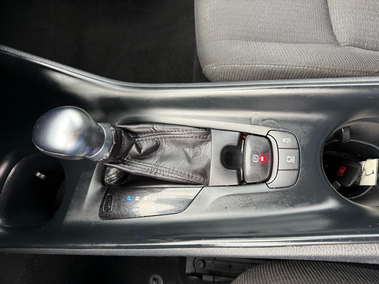 Toyota C-HR XLE 2018