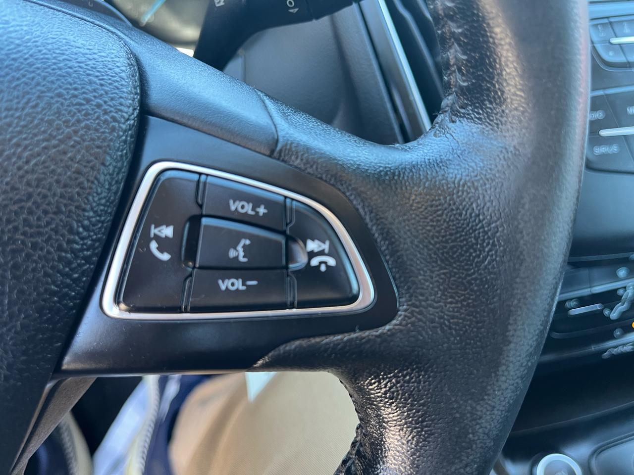 Ford Focus SE Hatch 2016