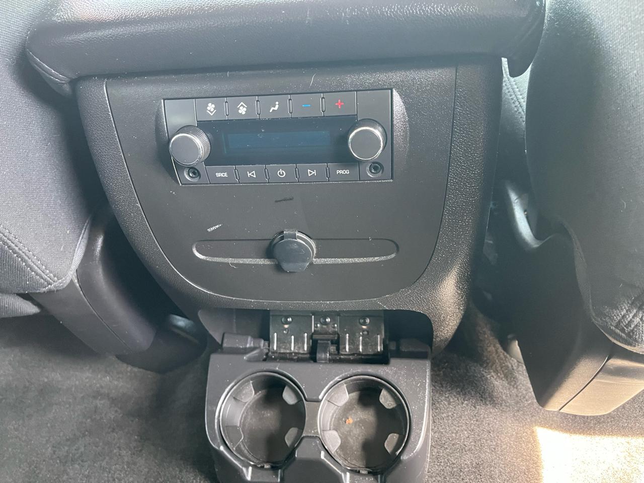 Chevrolet Tahoe LS 4WD 2012