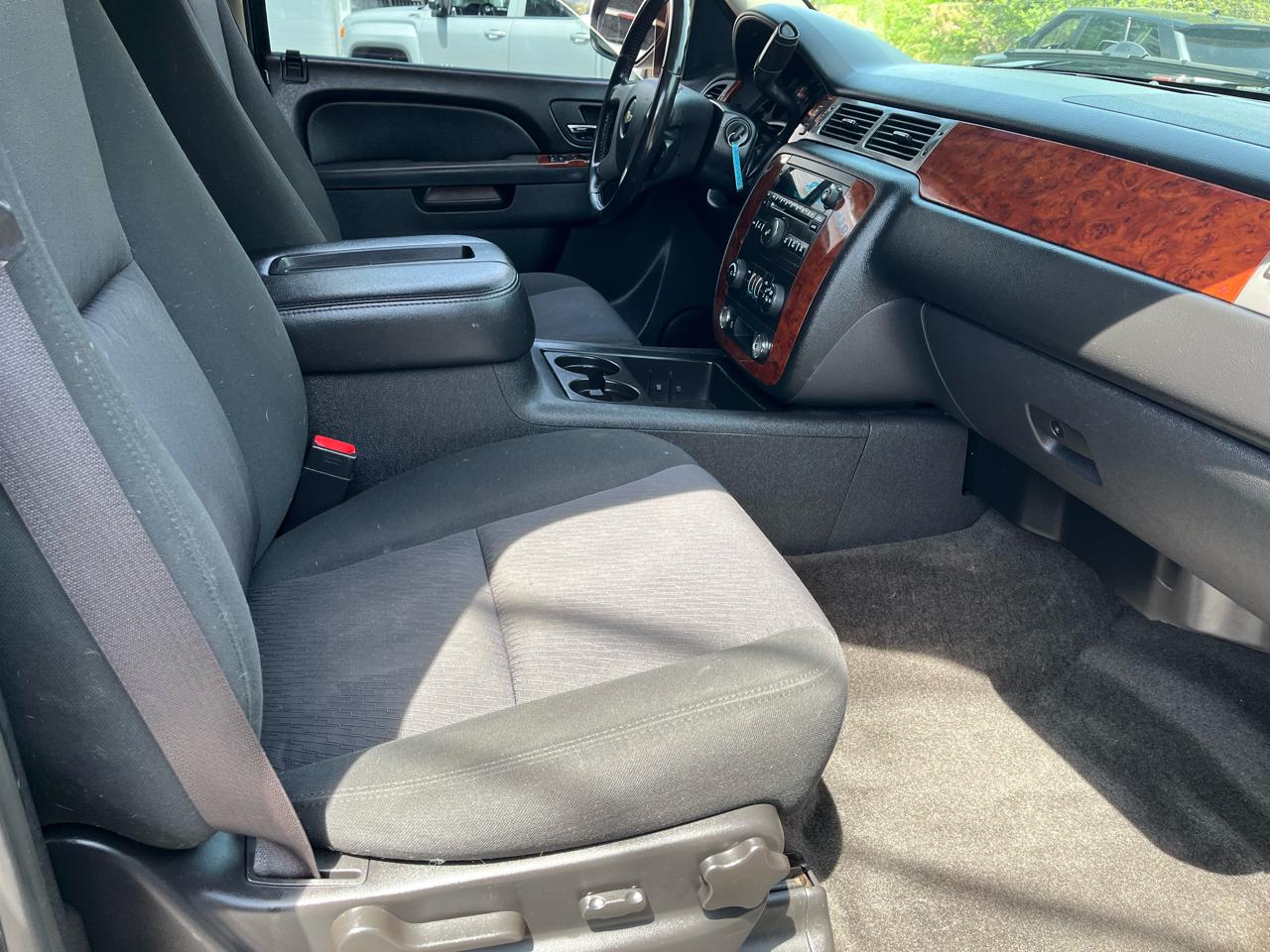 Chevrolet Tahoe LS 4WD 2012