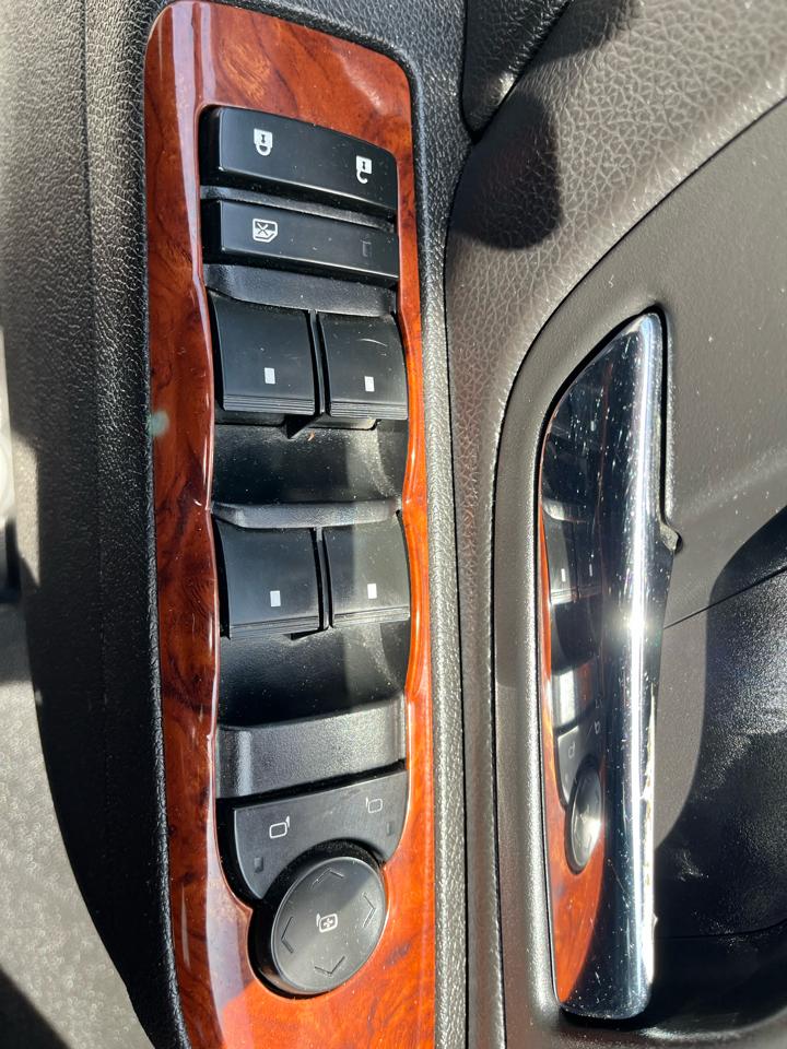 Chevrolet Tahoe LS 4WD 2012