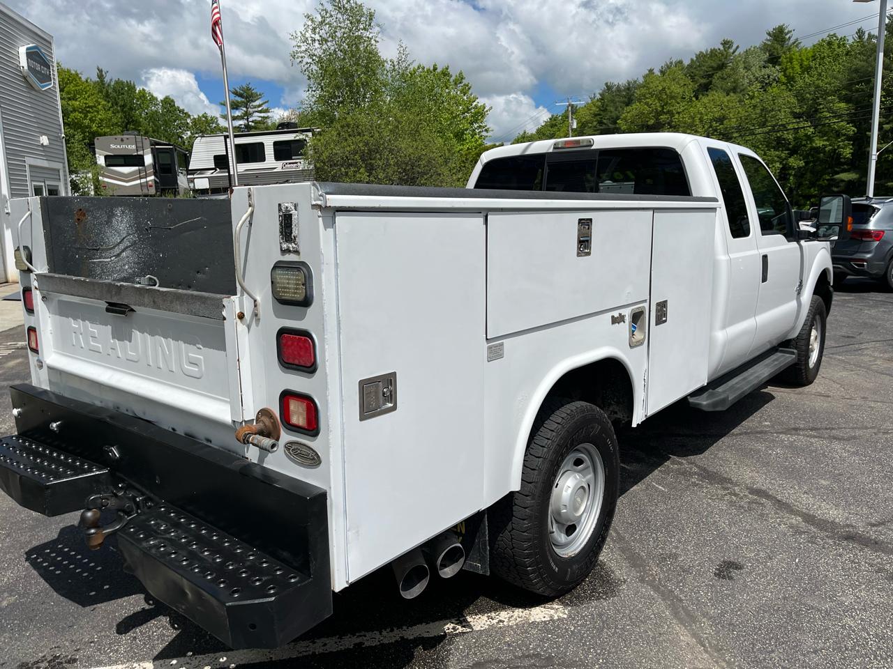 Ford F-350 SD XL SuperCab 4WD 2015