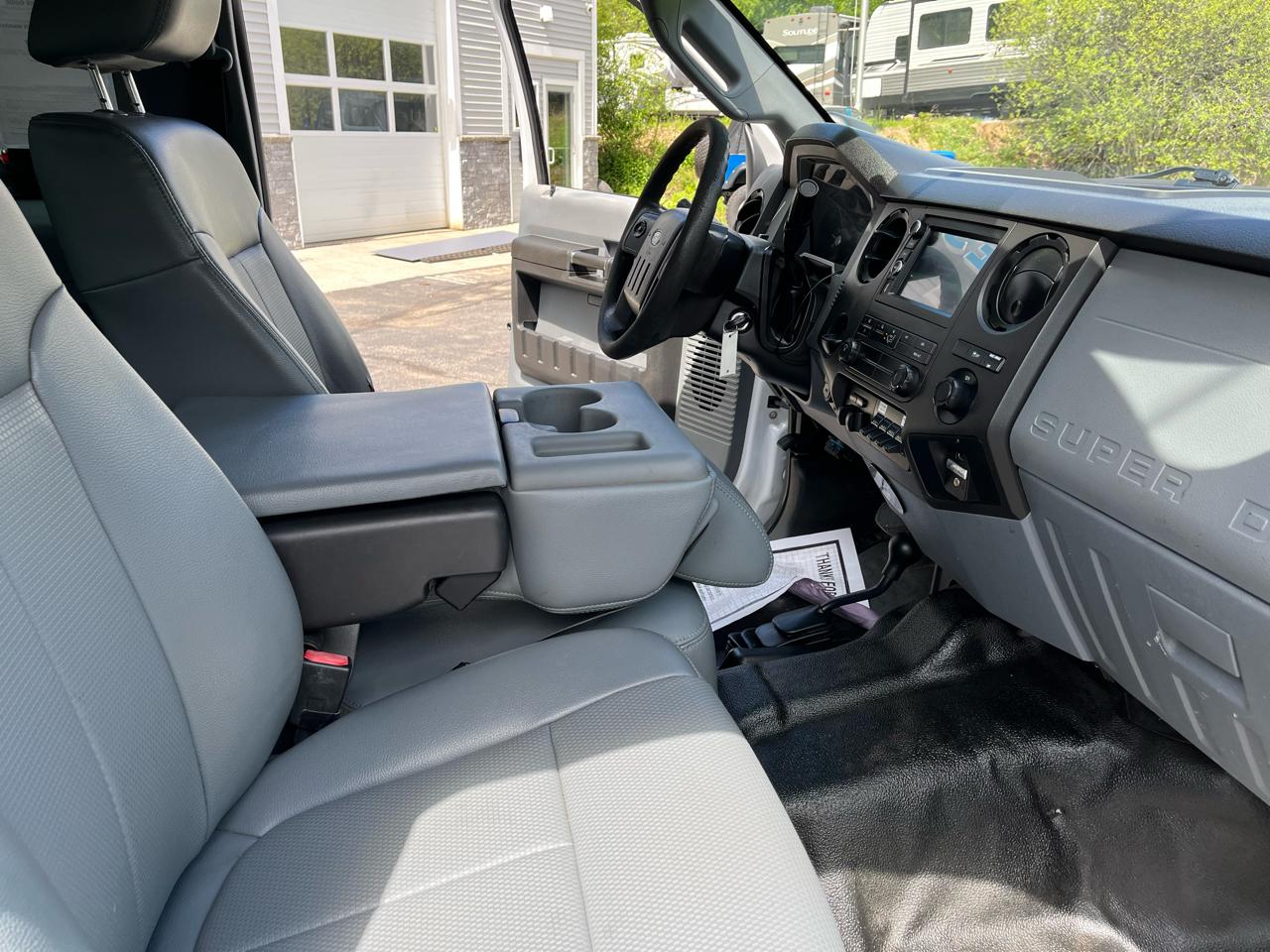 Ford F-350 SD XL SuperCab 4WD 2015