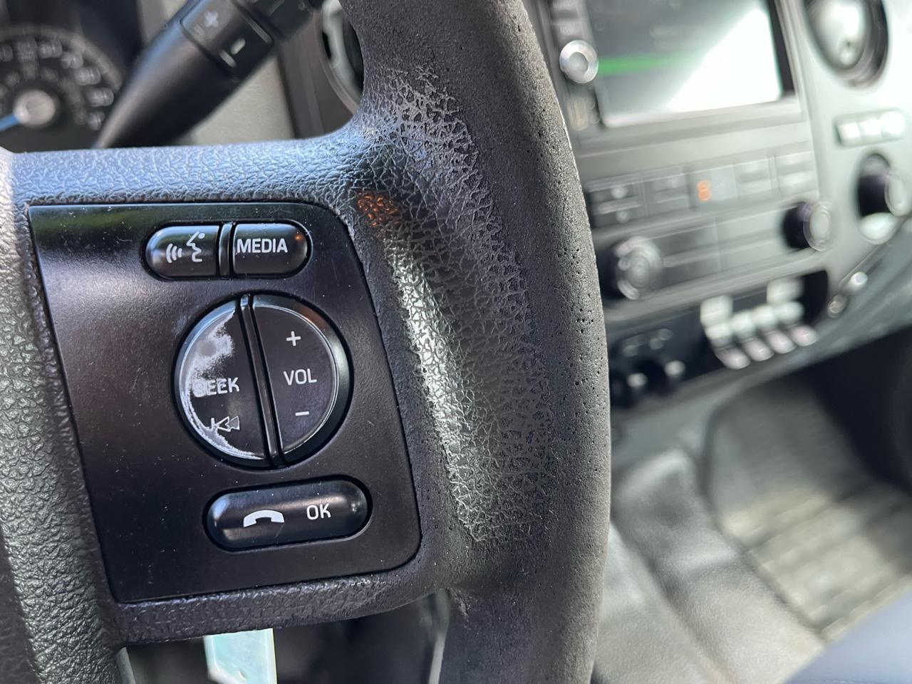 Ford F-350 SD XL SuperCab 4WD 2015