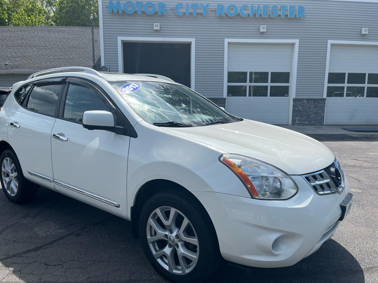 2013 Nissan Rogue SV AWD's photo