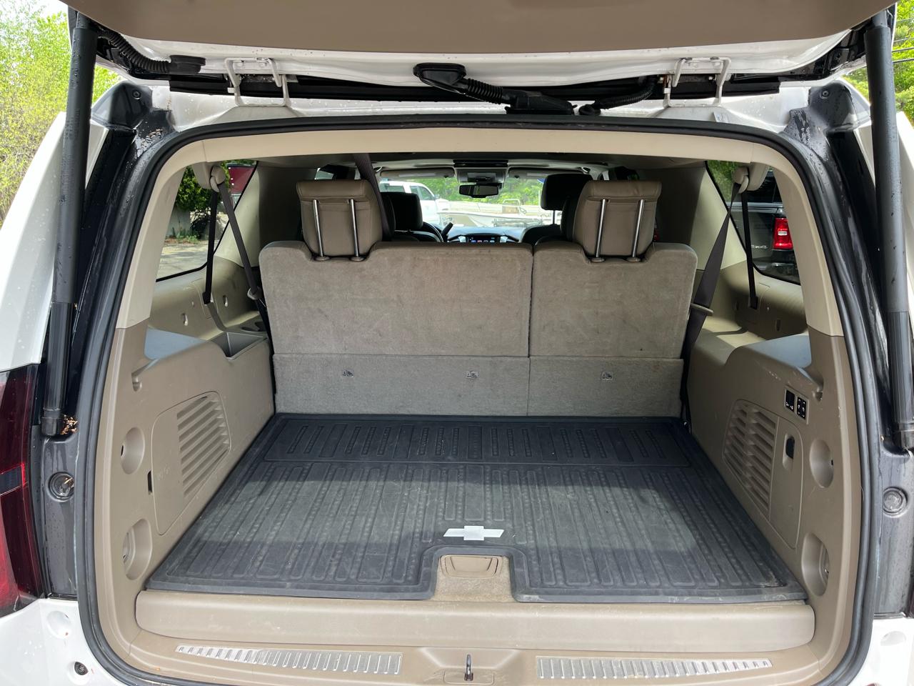 Chevrolet Suburban Premier 4WD 2017