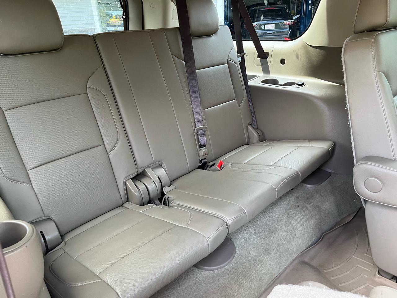 Chevrolet Suburban Premier 4WD 2017