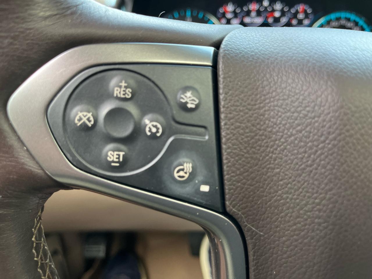 Chevrolet Suburban Premier 4WD 2017