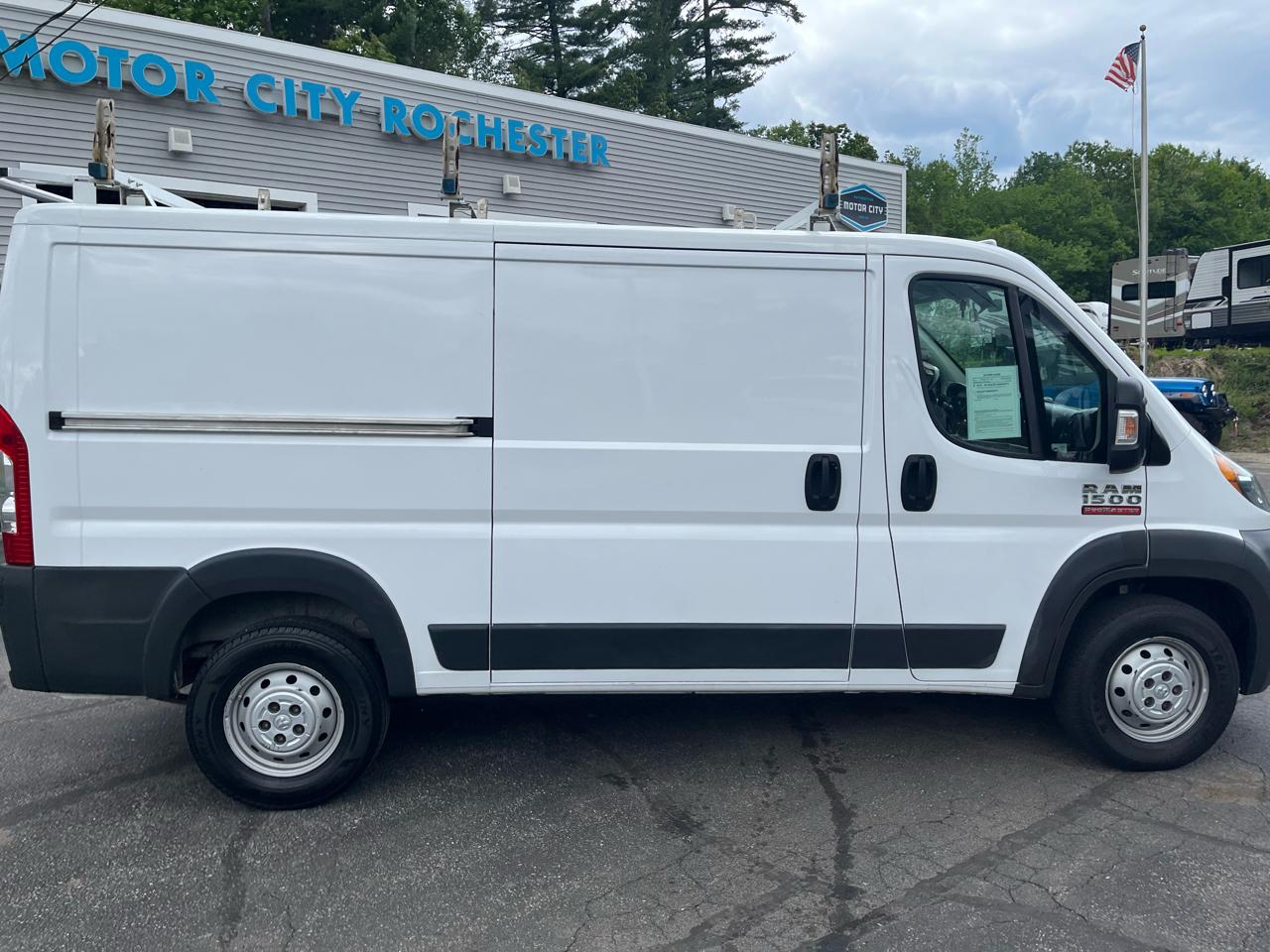 RAM Promaster 1500 Low Roof Tradesman 136-in. WB 2017