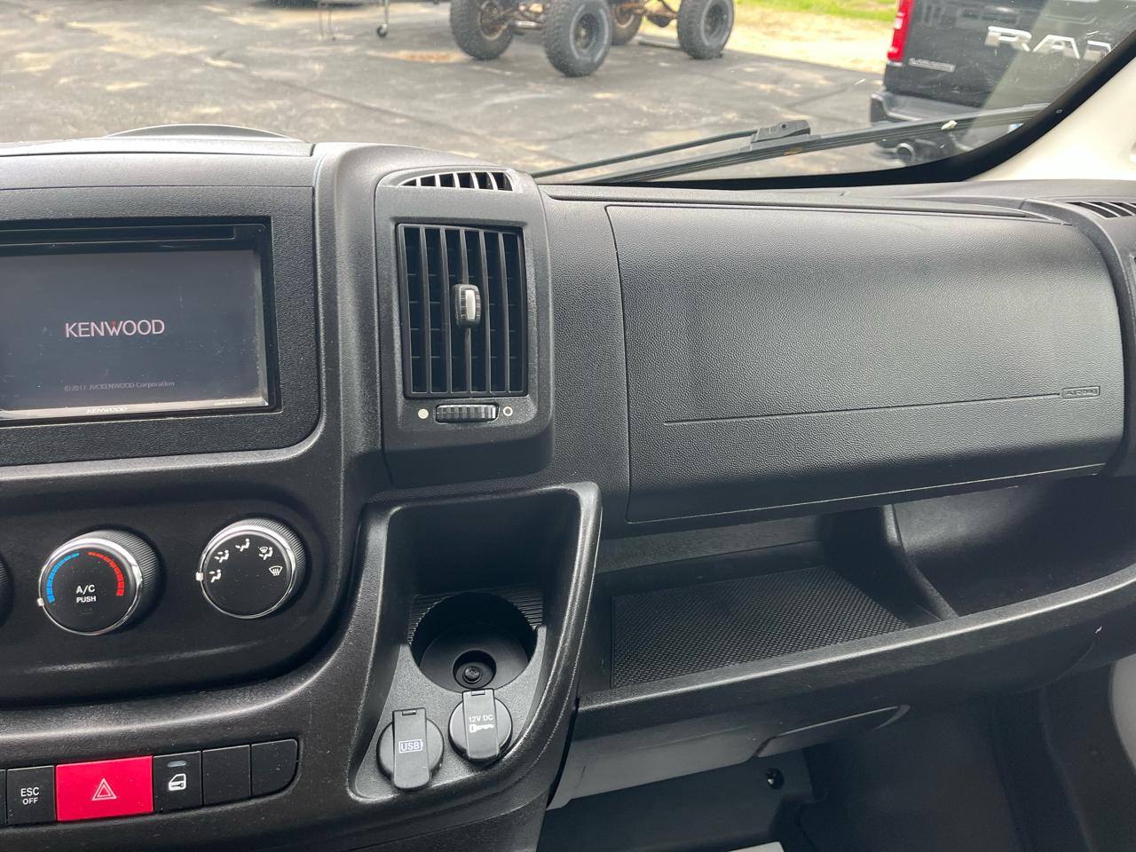 RAM Promaster 1500 Low Roof Tradesman 136-in. WB 2017