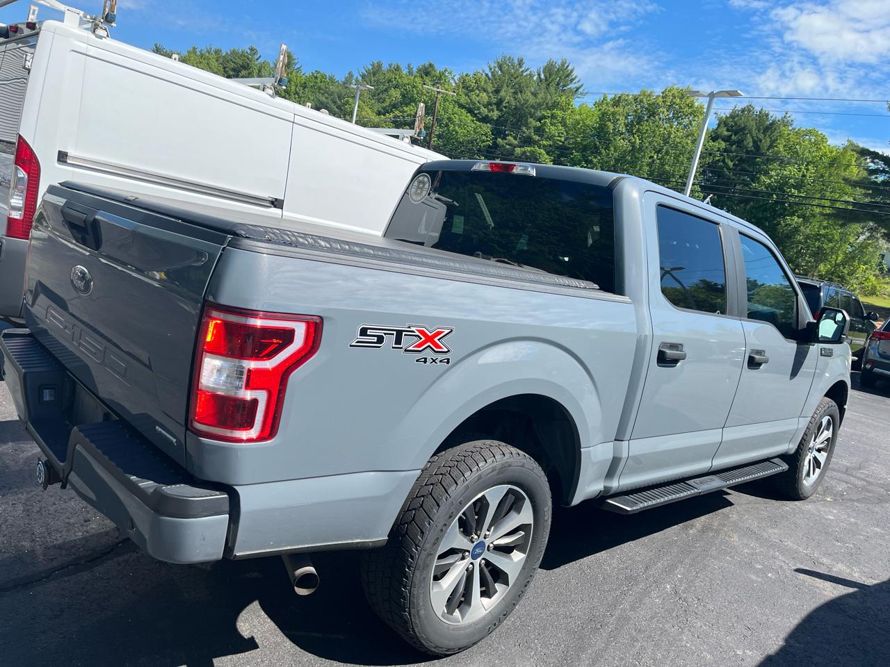 Ford F-150 XL SuperCrew 5.5-ft. Bed 4WD 2019