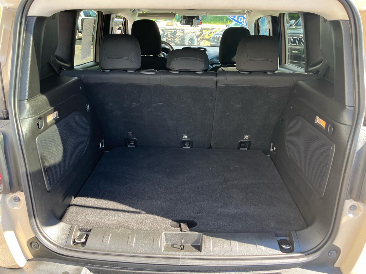 Jeep Renegade Latitude 4WD 2015