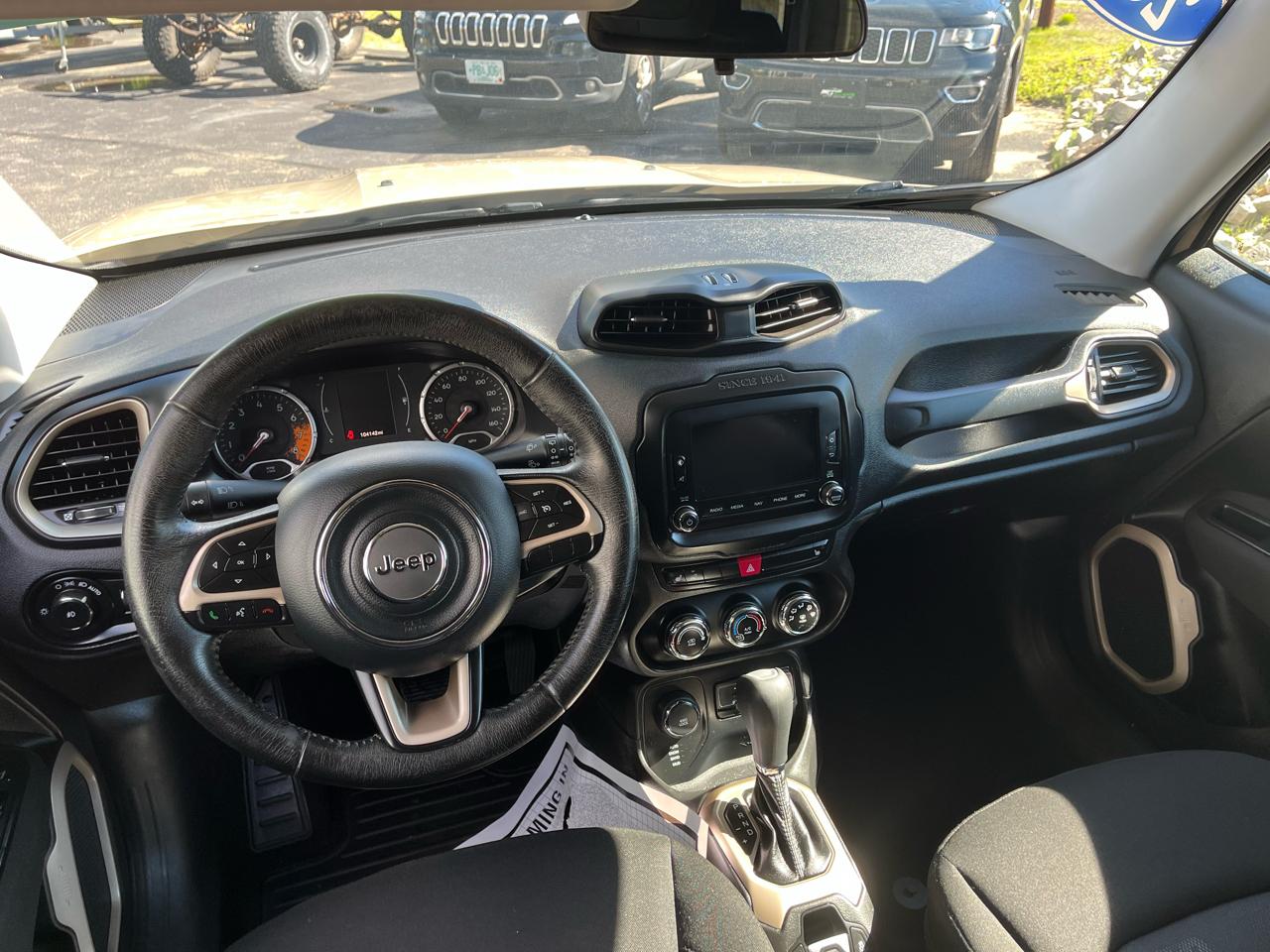 Jeep Renegade Latitude 4WD 2015