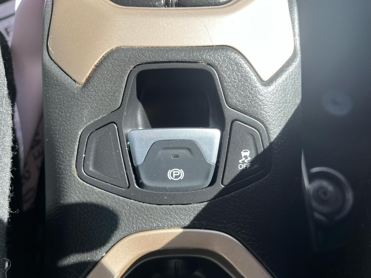 Jeep Renegade Latitude 4WD 2015
