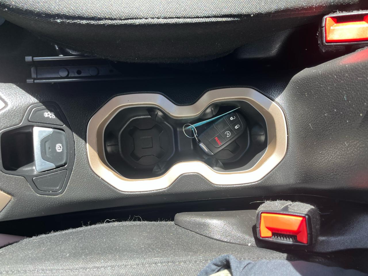 Jeep Renegade Latitude 4WD 2015