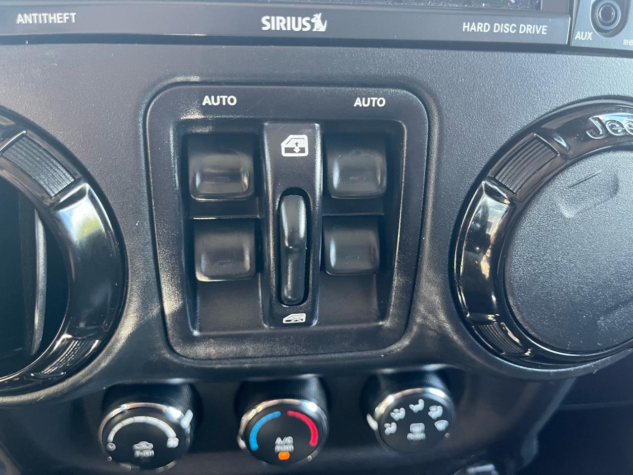Jeep Wrangler Unlimited Sahara 4WD 2016