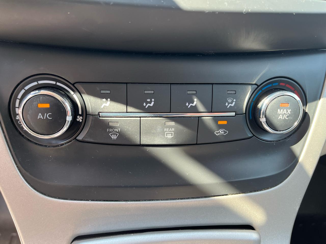 Nissan Sentra SL 2015
