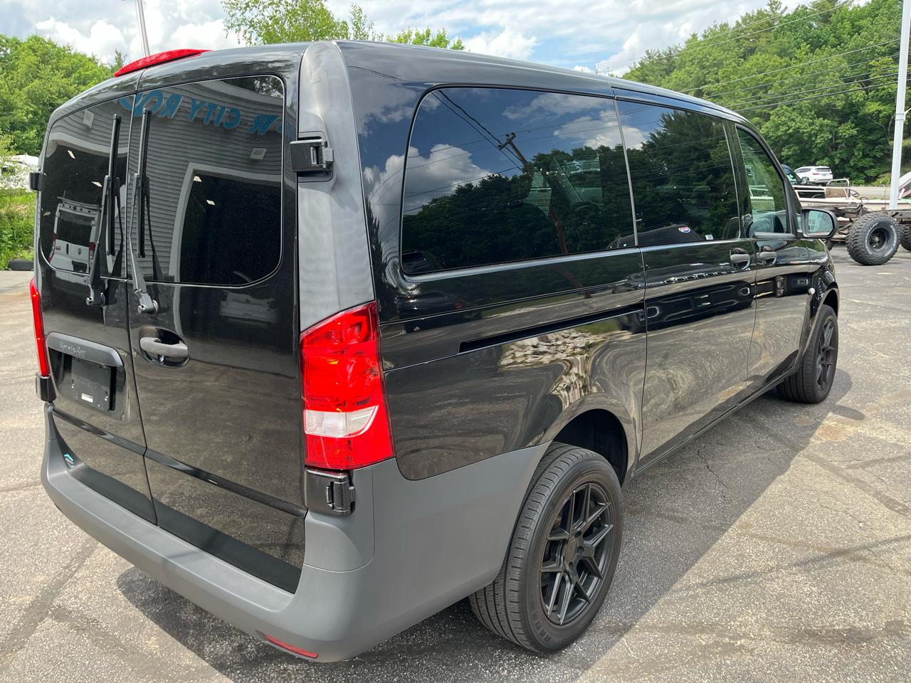 Mercedes-Benz Metris  2020