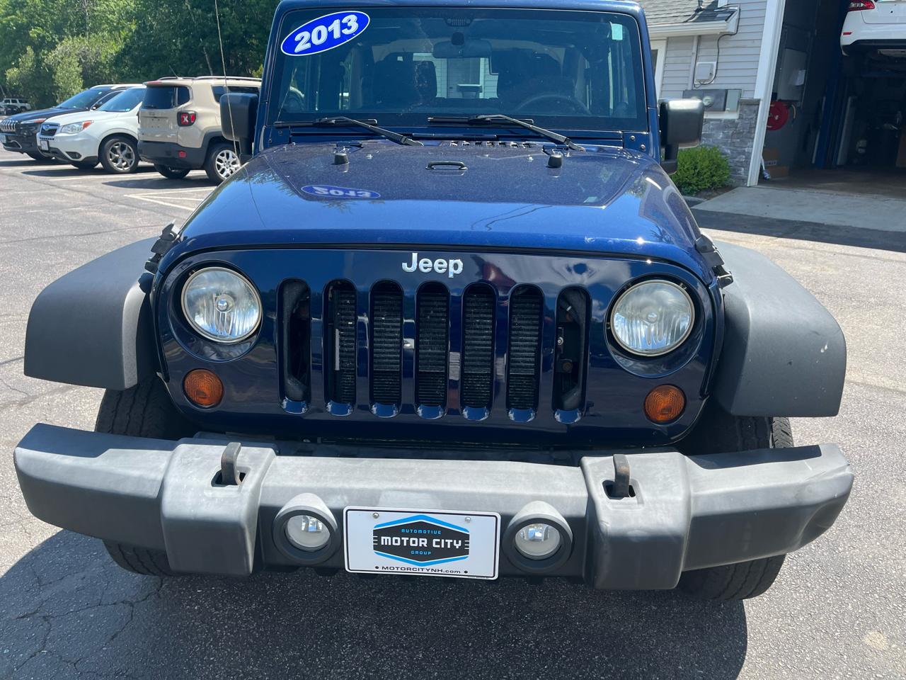 Jeep Wrangler Sport 4WD 2013