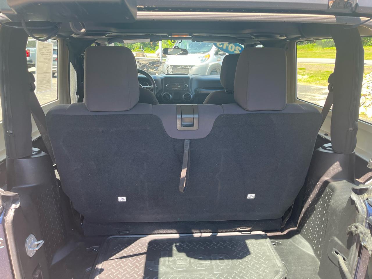 Jeep Wrangler Sport 4WD 2013