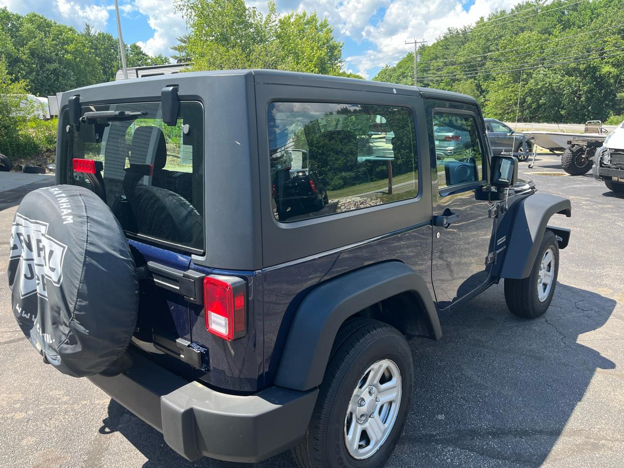 Jeep Wrangler Sport 4WD 2013