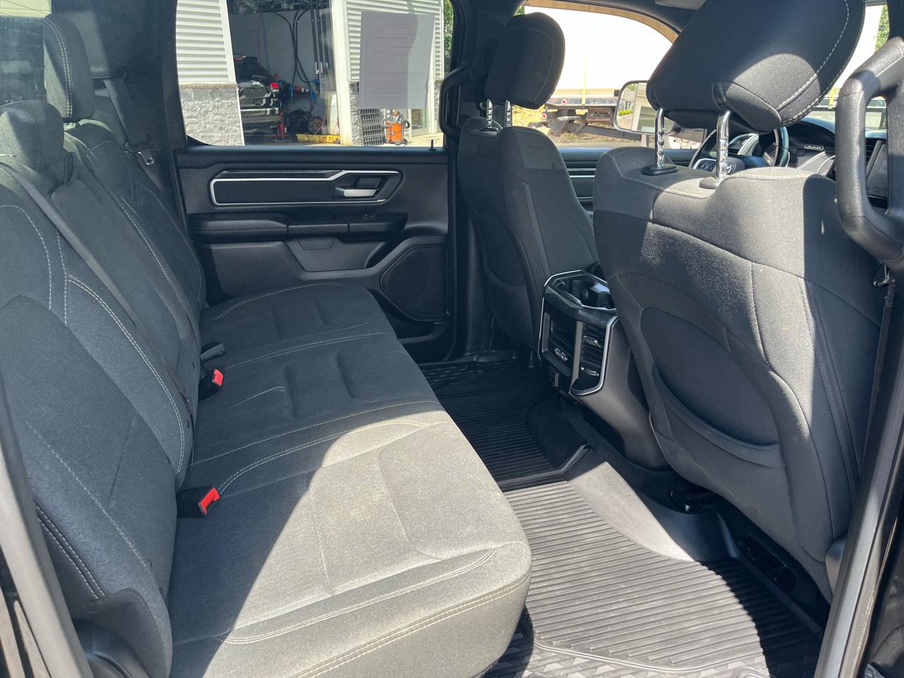 RAM 1500 Big Horn Crew Cab SWB 4WD 2019
