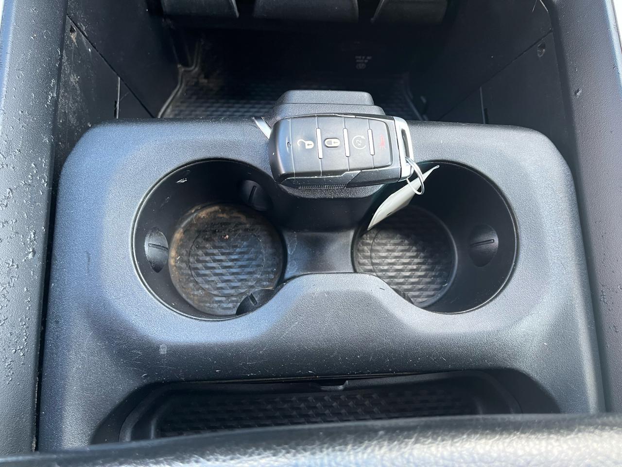 RAM 1500 Big Horn Crew Cab SWB 4WD 2019