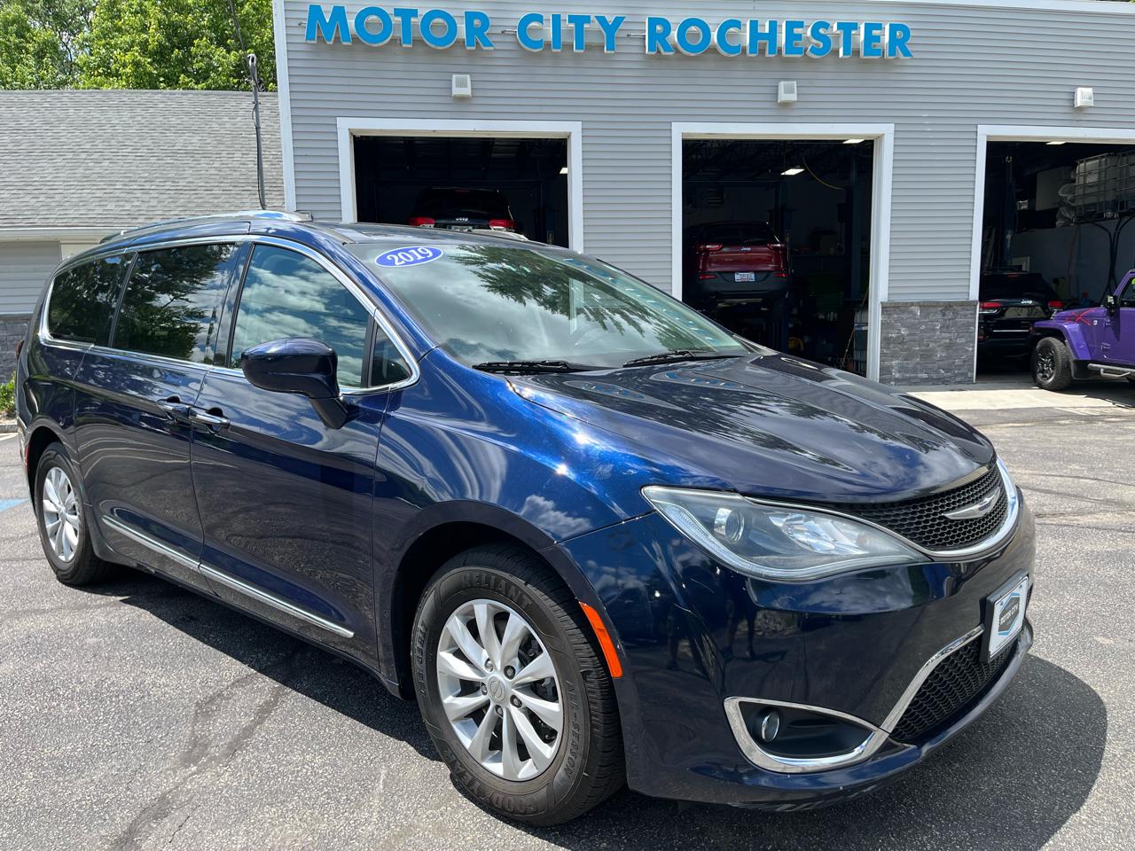 2019 Chrysler Pacifica Touring-L