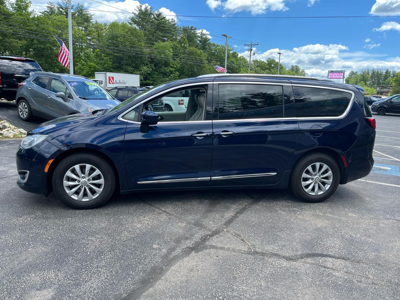 Chrysler Pacifica Touring-L 2019