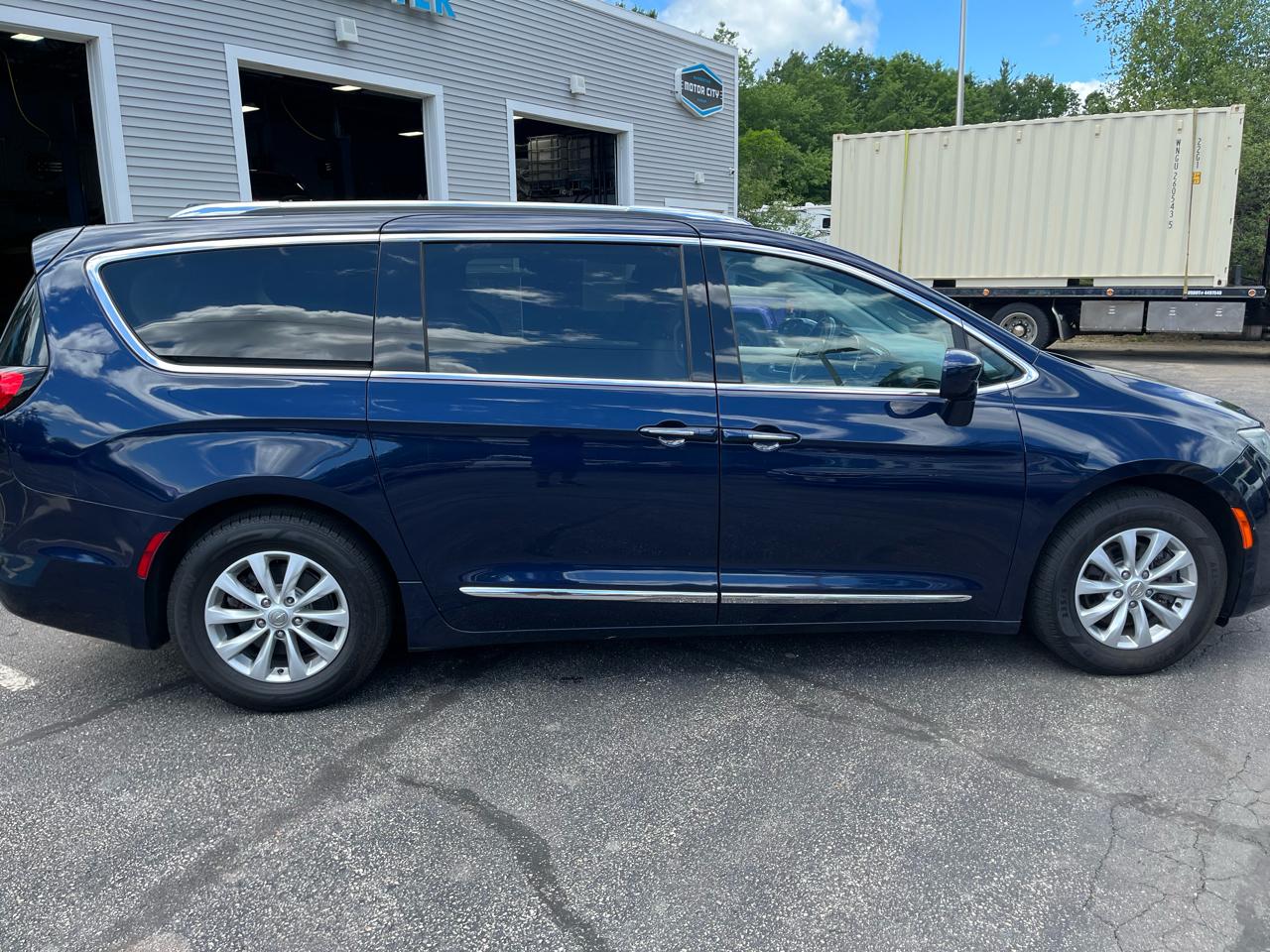 Chrysler Pacifica Touring-L 2019