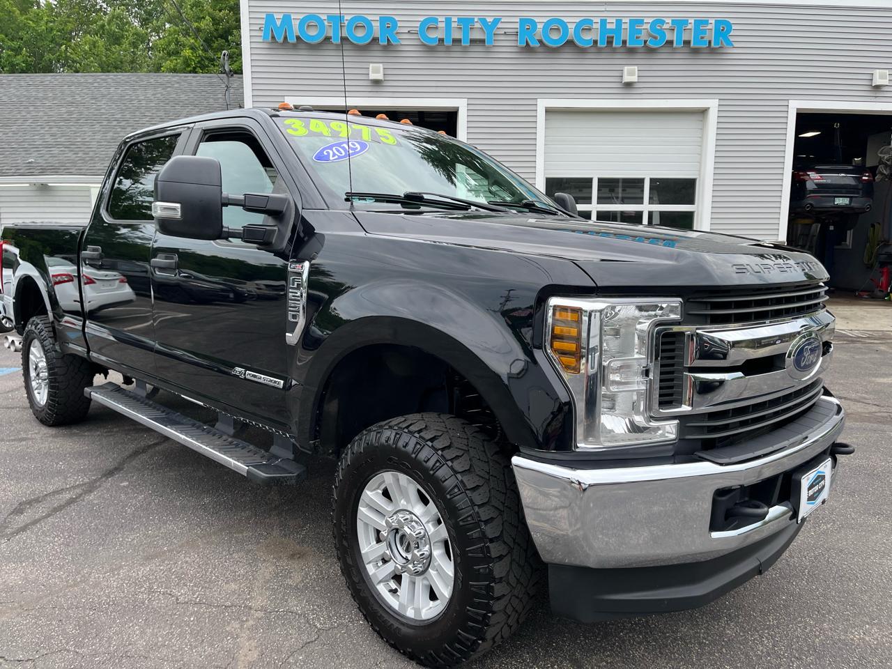 2019 Ford F250 XL Crew Cab STX