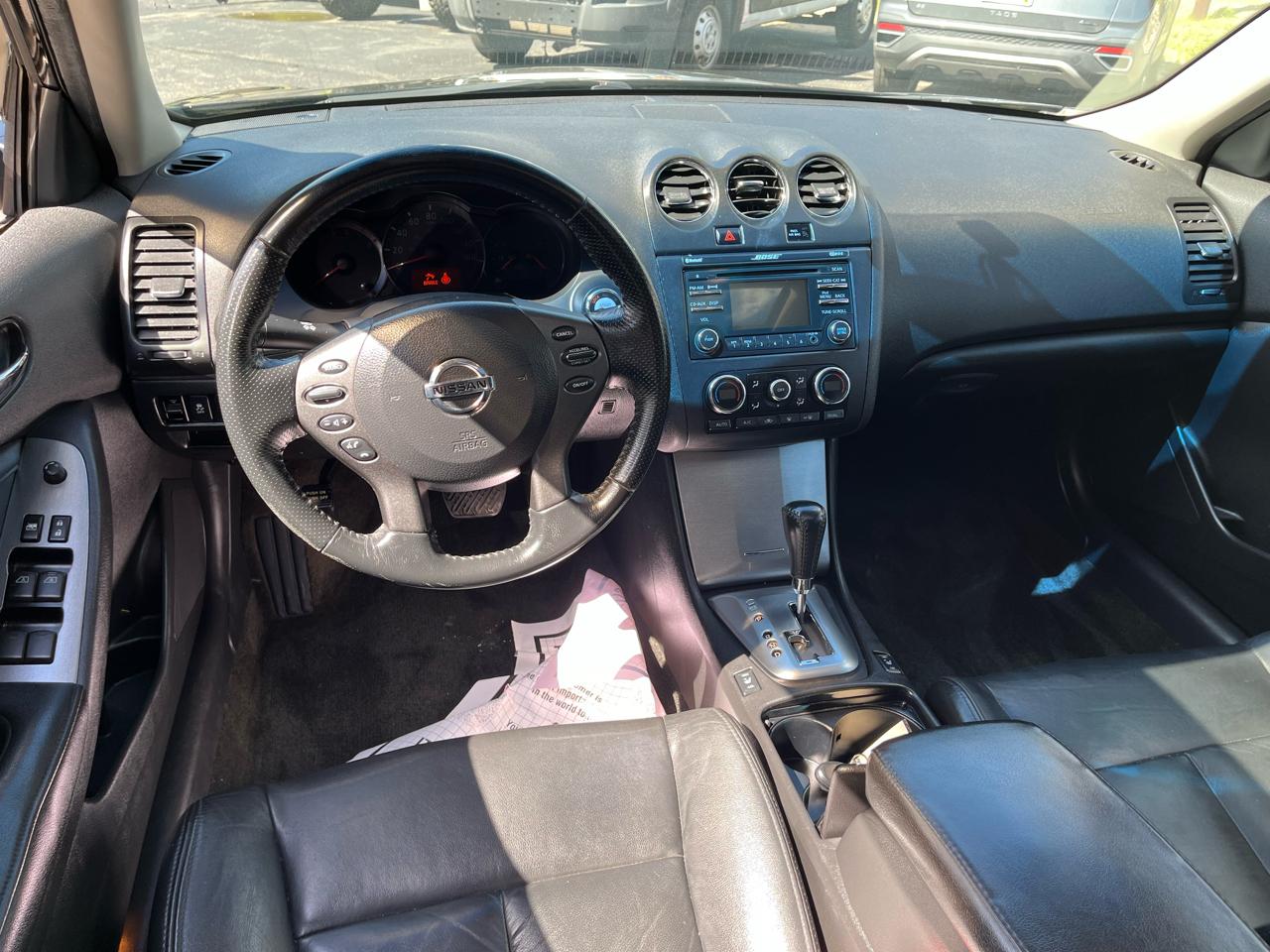 Nissan Altima 2.5 SL Sedan 2012