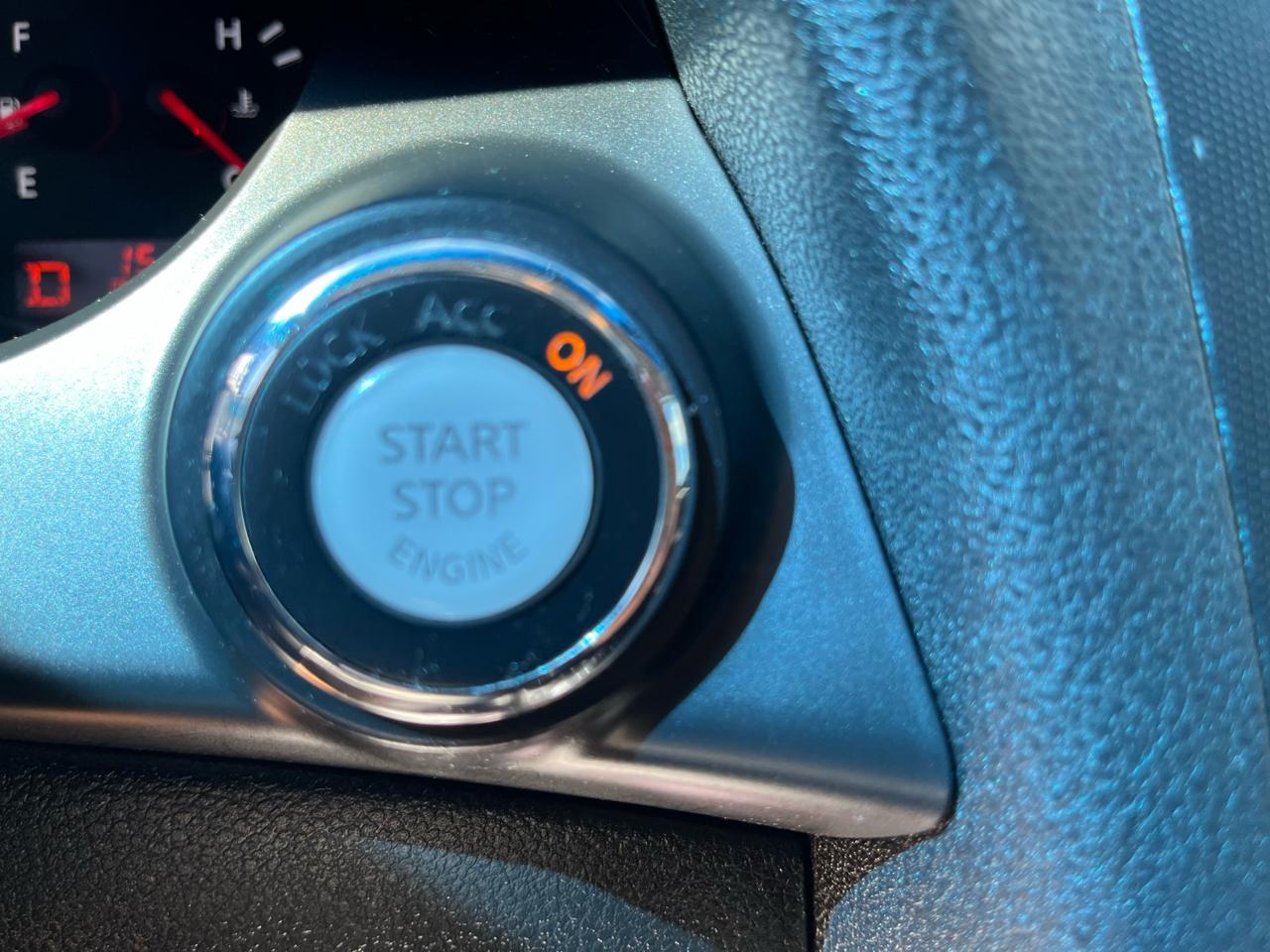 Nissan Altima 2.5 SL Sedan 2012
