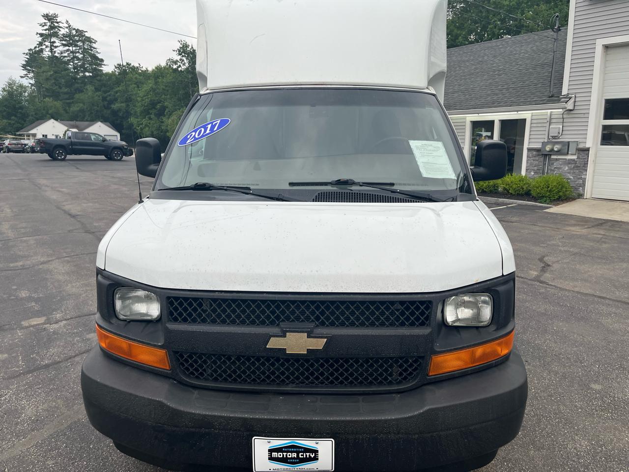 Chevrolet Express G3500 139" 2017