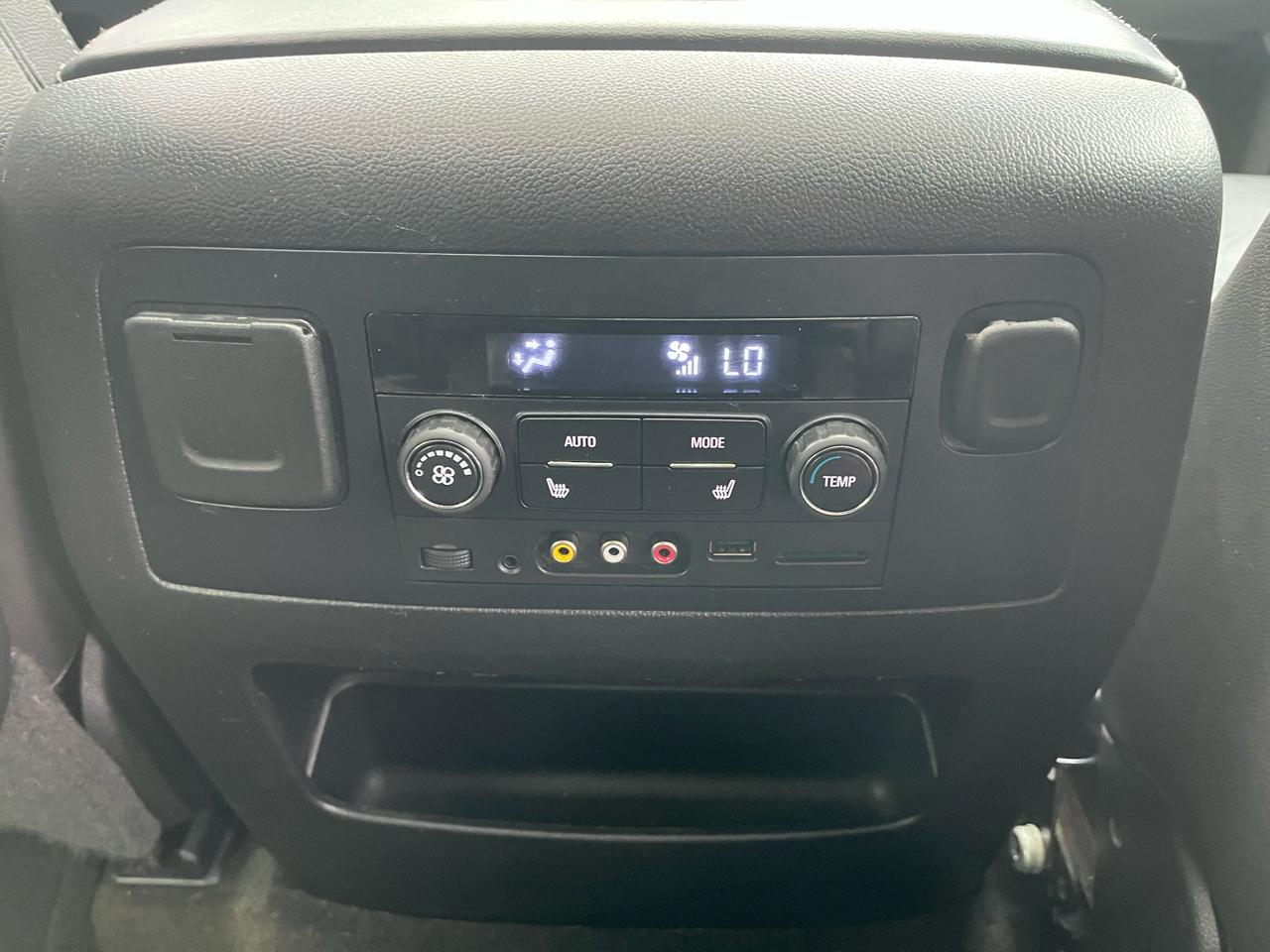 Chevrolet Tahoe LT 4WD 2015