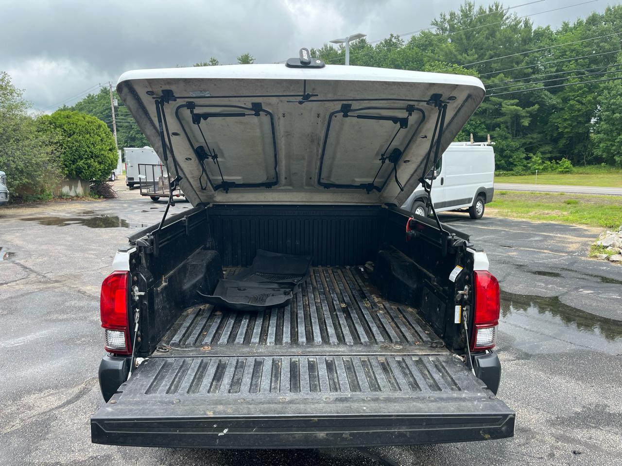 Toyota Tacoma SR5 Access Cab I4 6AT 2WD 2020