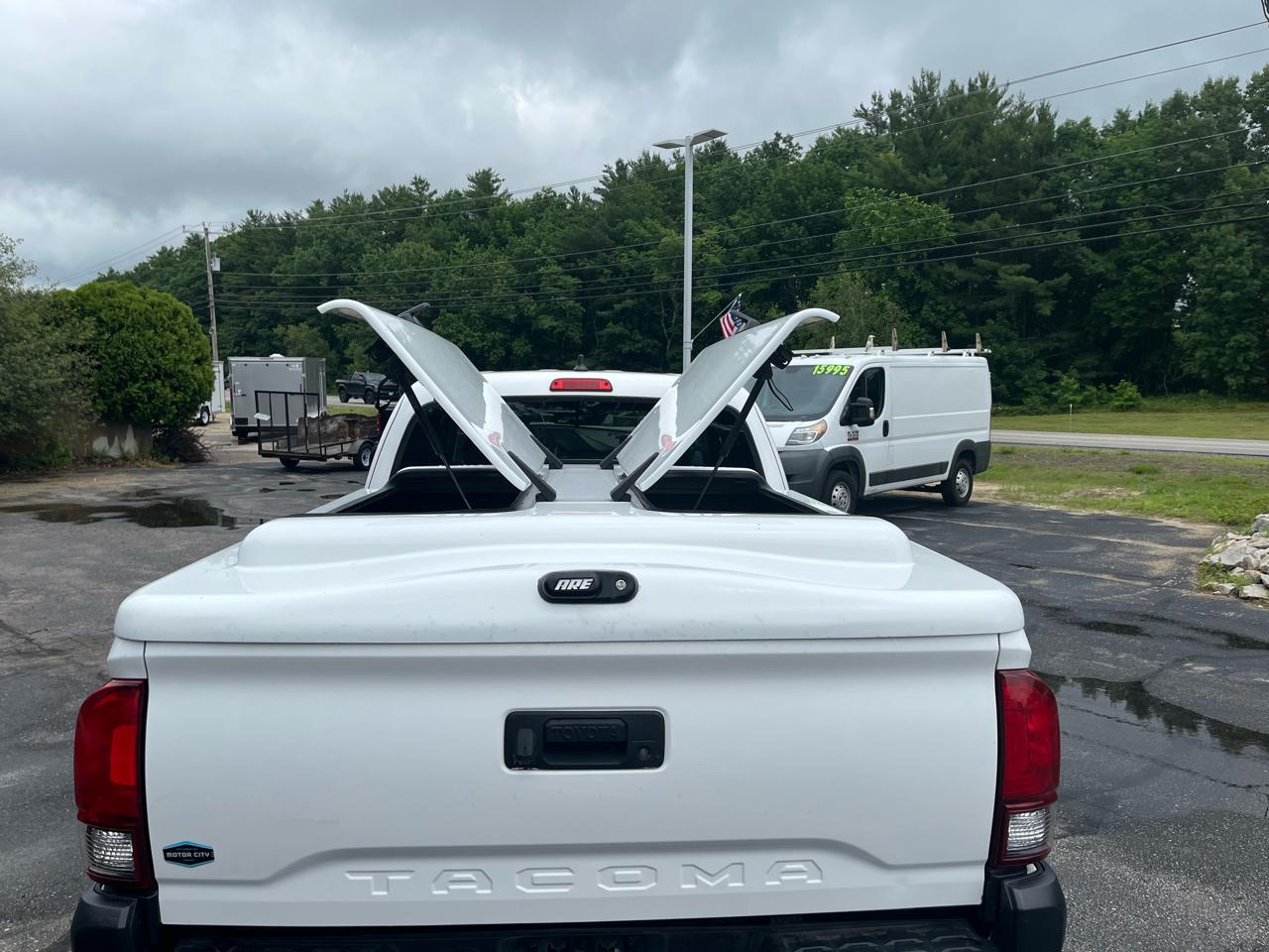 Toyota Tacoma SR5 Access Cab I4 6AT 2WD 2020