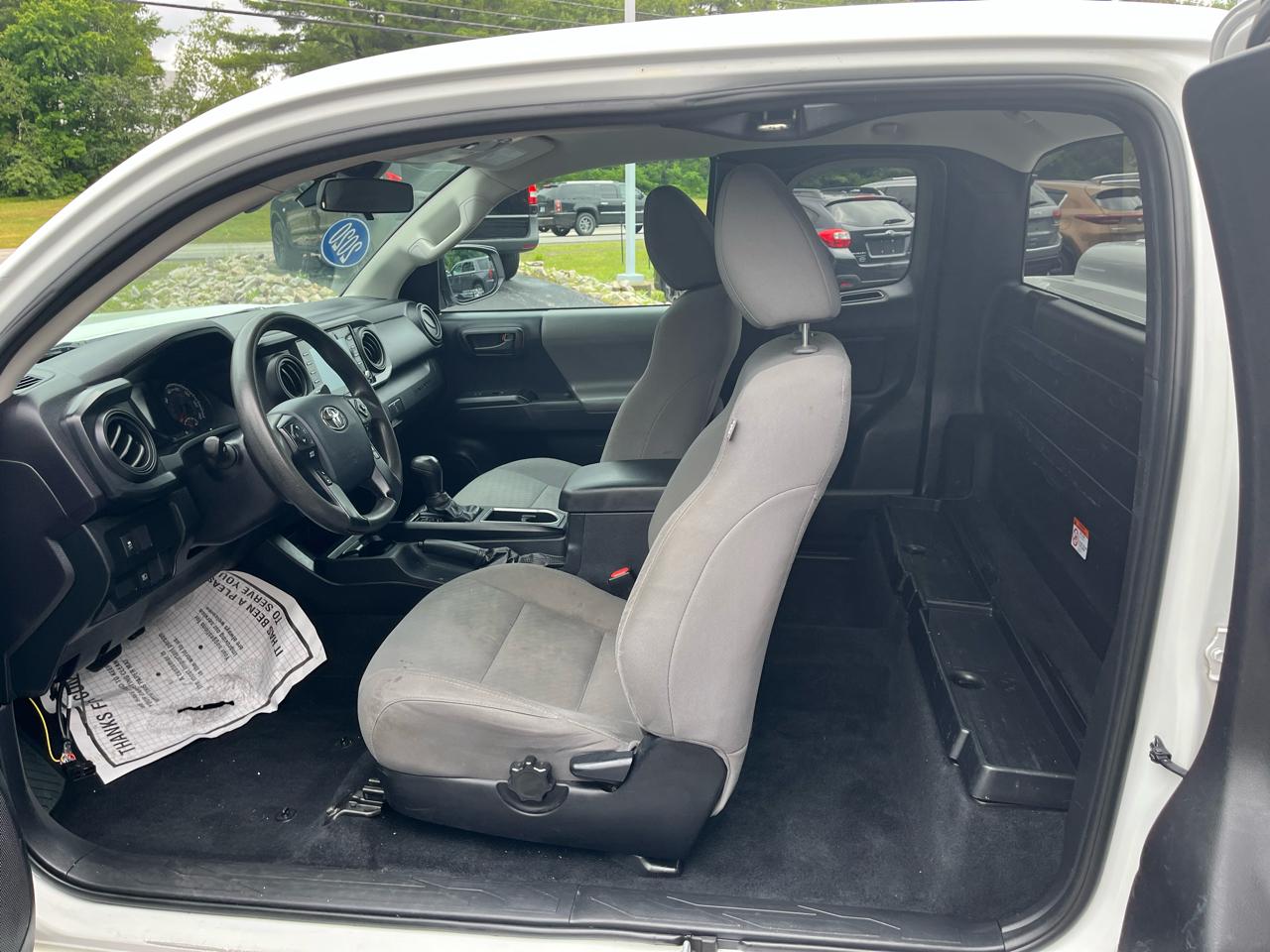Toyota Tacoma SR5 Access Cab I4 6AT 2WD 2020