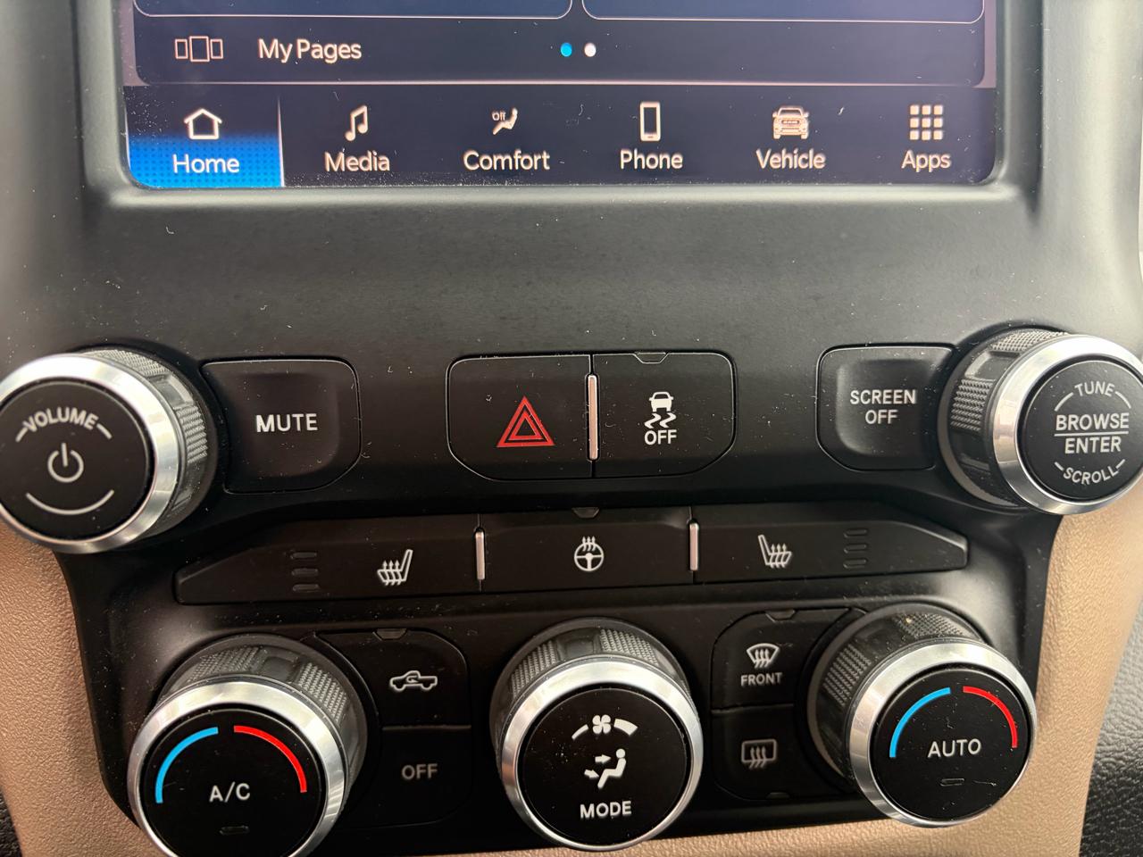 RAM 2500 Laramie Crew Cab SWB 4WD 2022