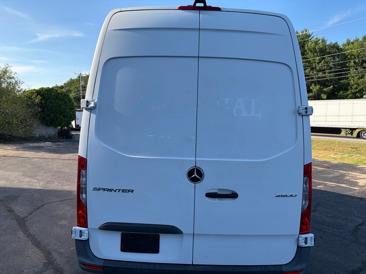 Mercedes-Benz Sprinter 2500 144-in. WB 2020