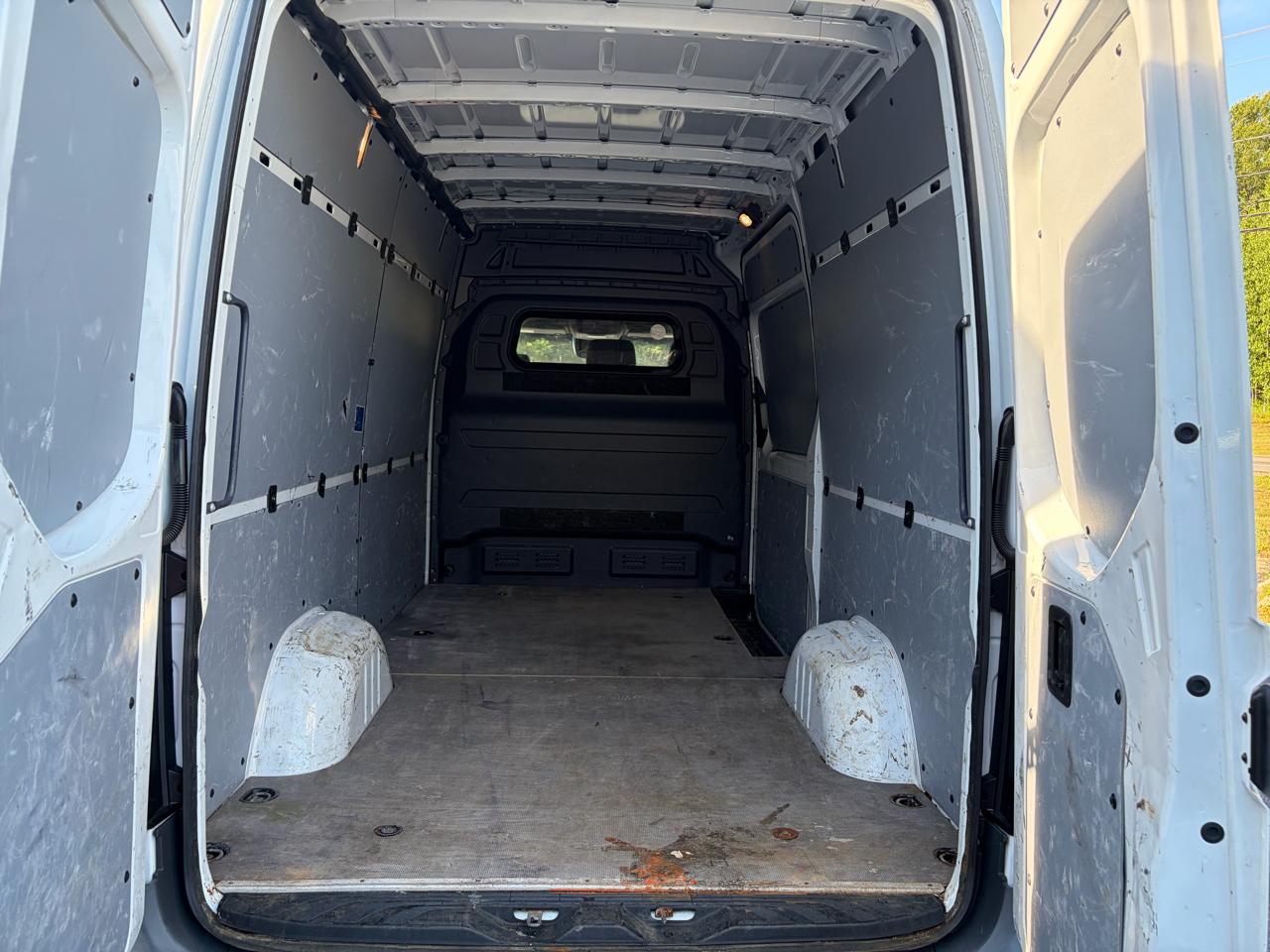 Mercedes-Benz Sprinter 2500 144-in. WB 2020
