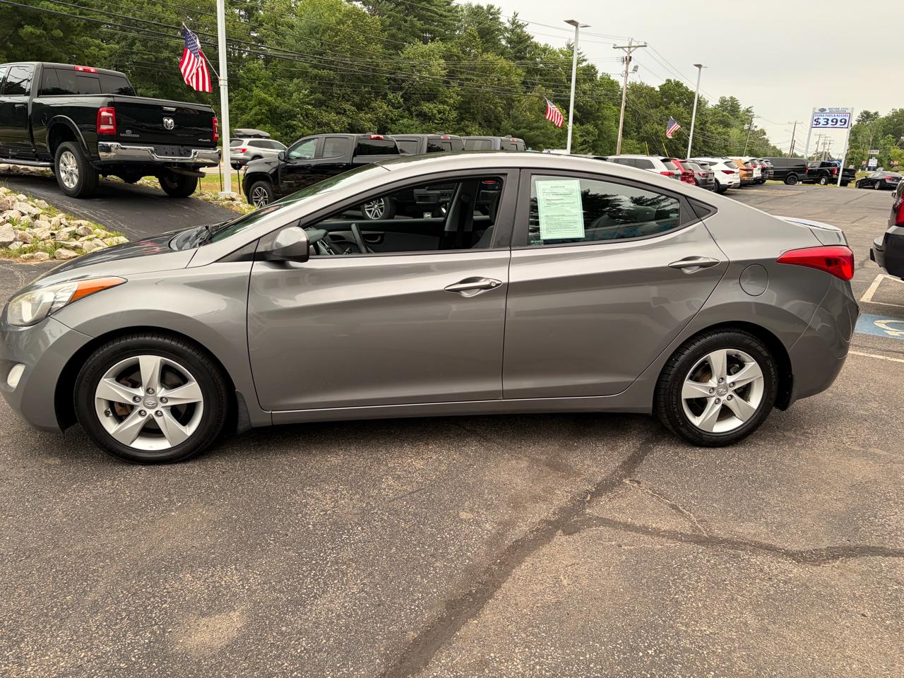 Hyundai Elantra GLS M/T 2013