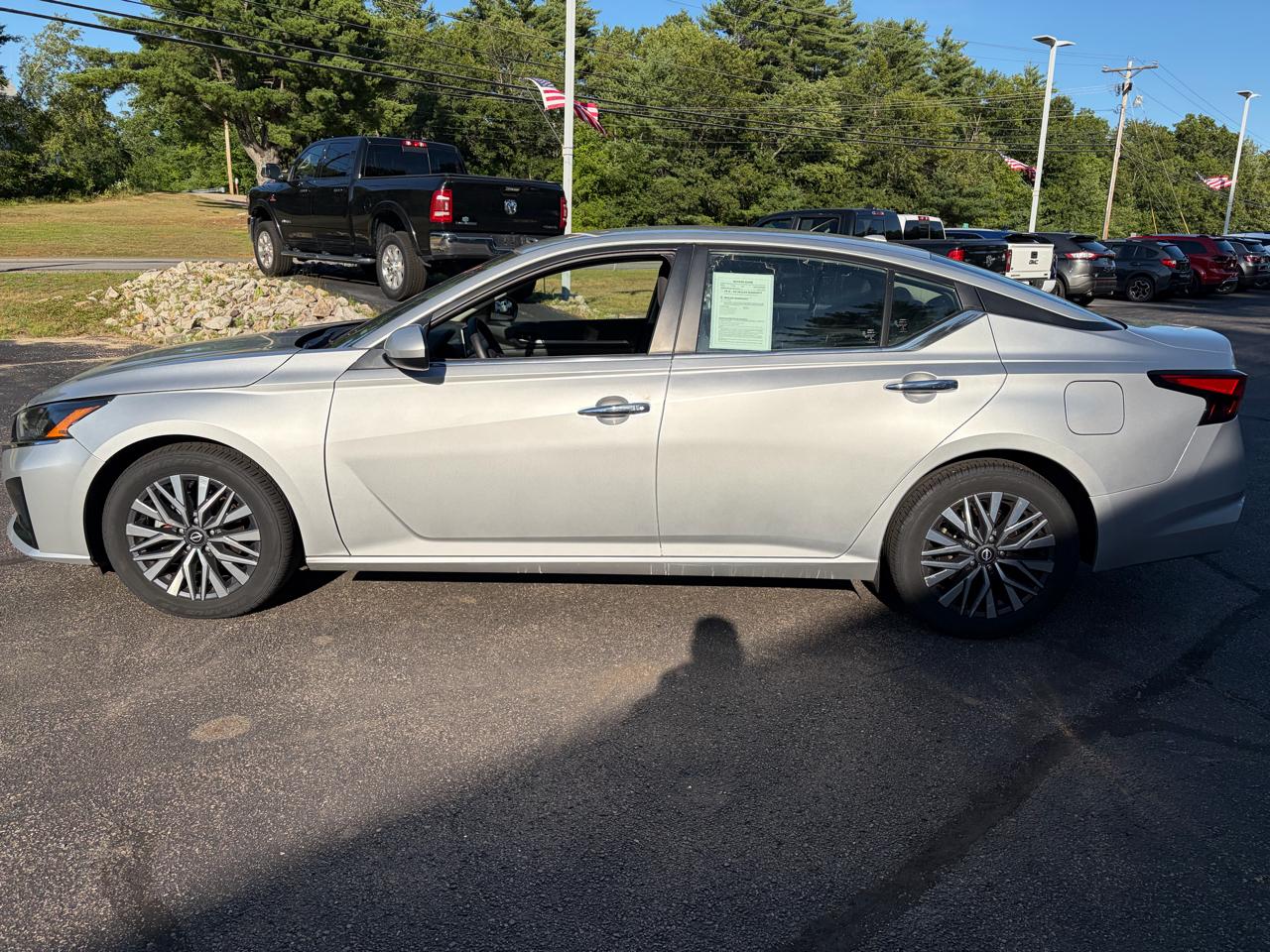 Nissan Altima 2.5 SV 2023