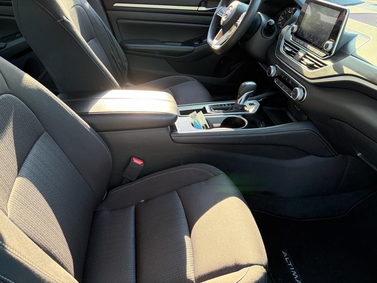 Nissan Altima 2.5 SV 2023