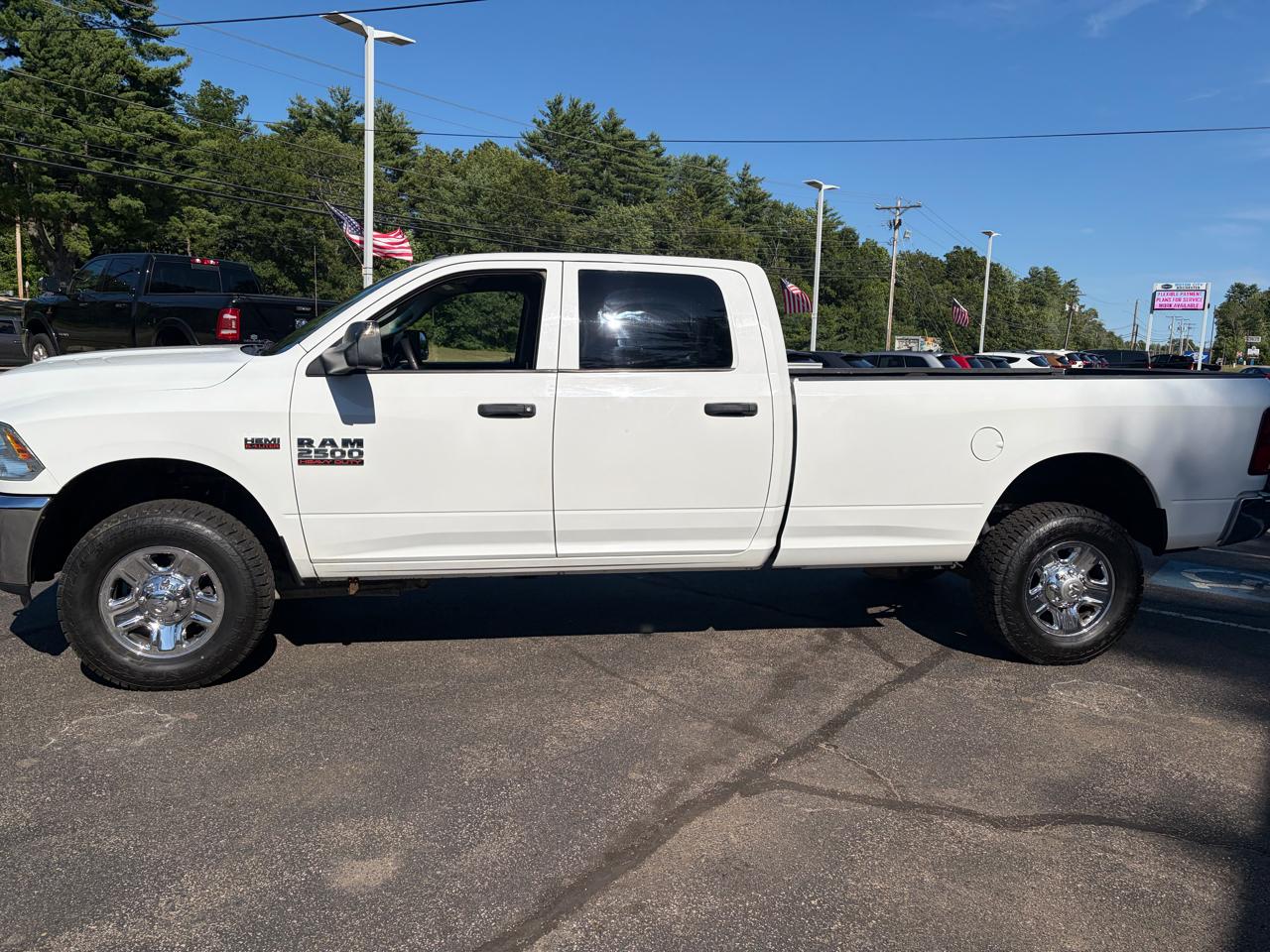 RAM 2500 Tradesman Crew Cab LWB 4WD 2016