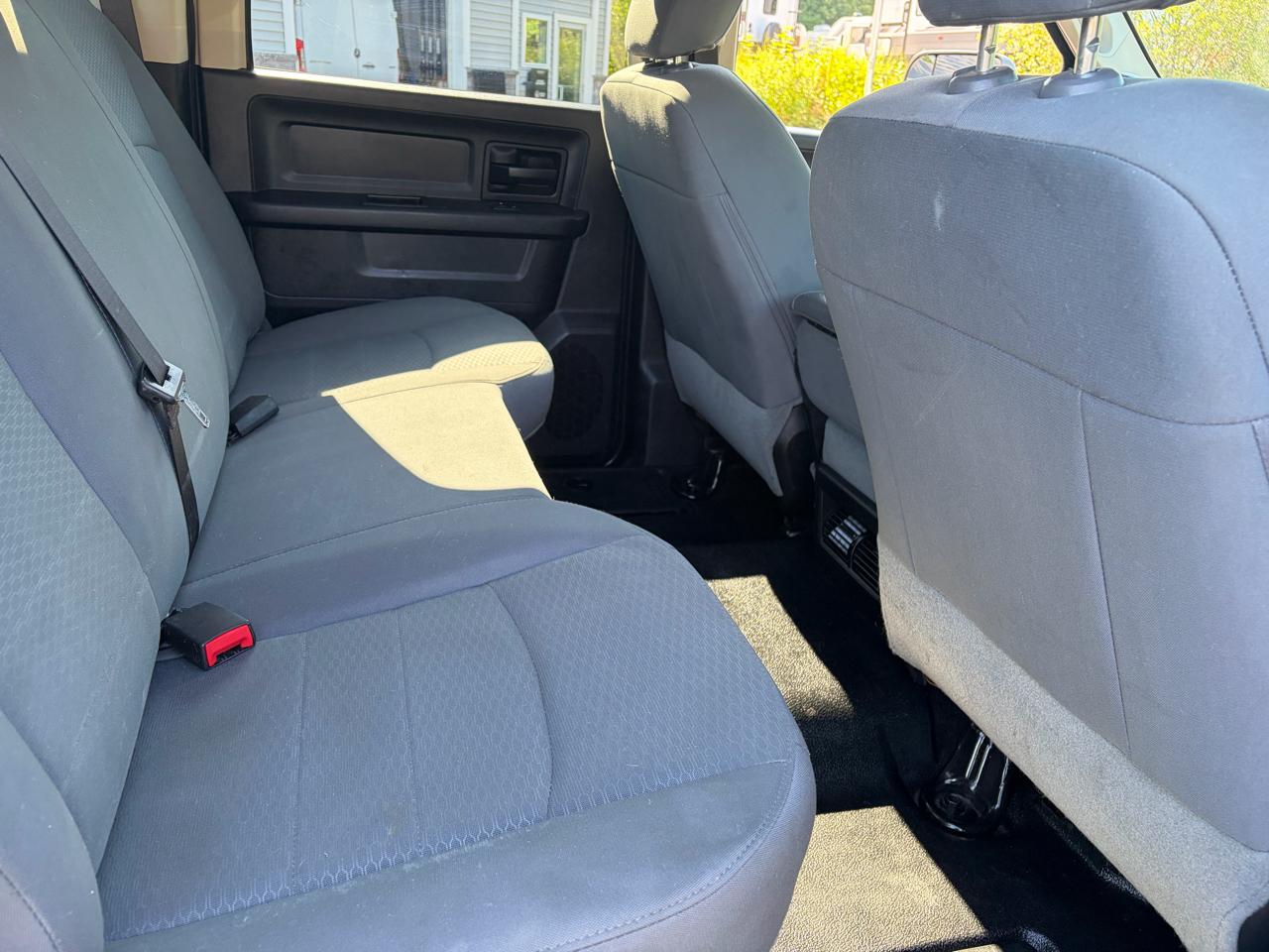 RAM 2500 Tradesman Crew Cab LWB 4WD 2016