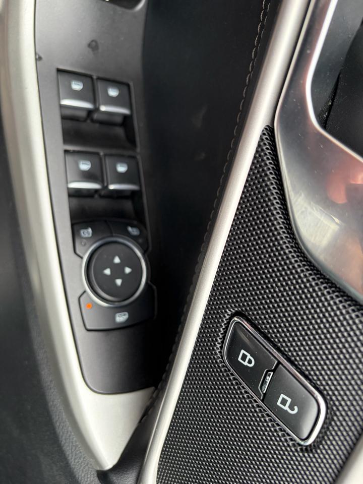 Ford Explorer XLT AWD 2021
