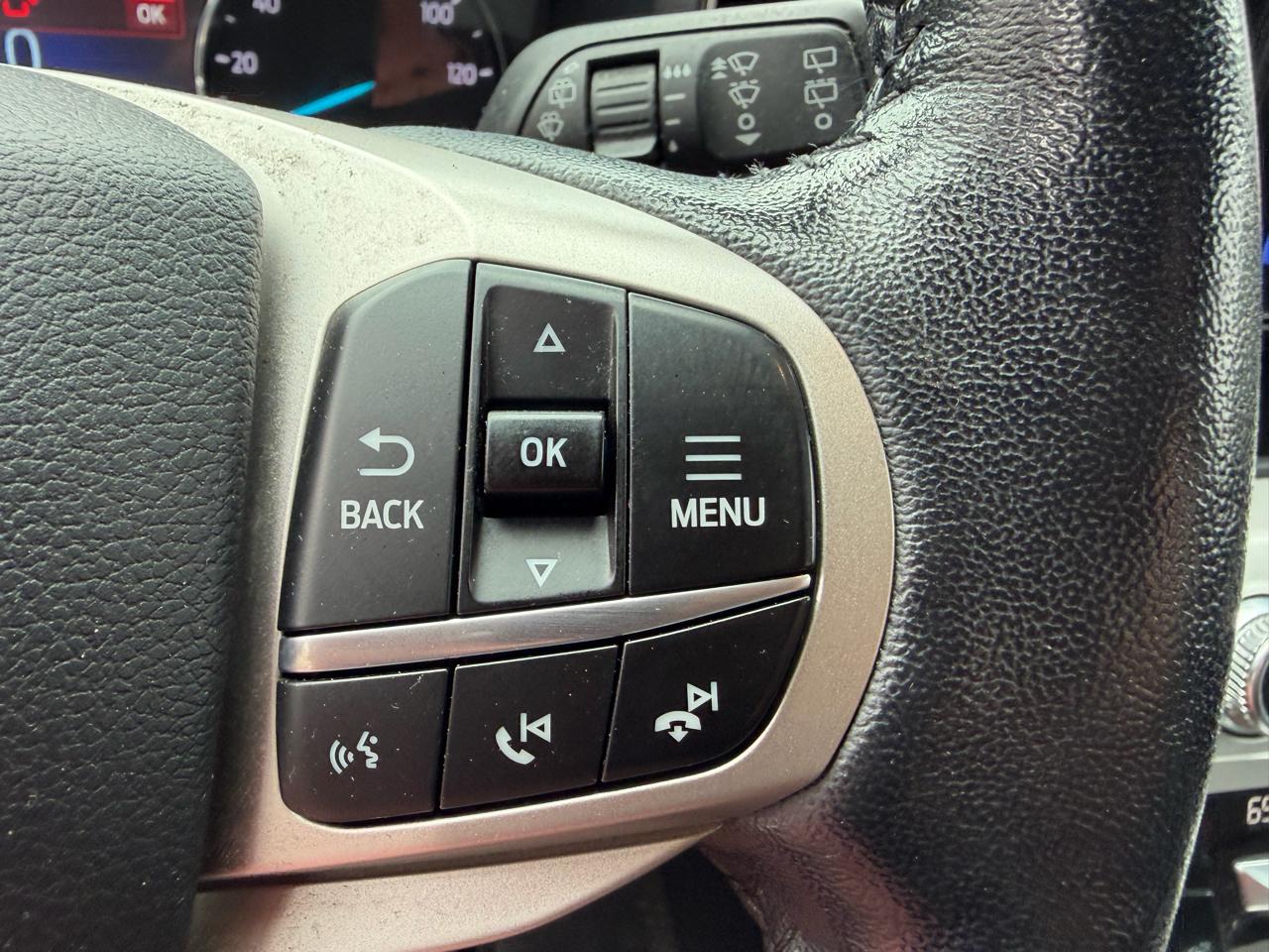 Ford Explorer XLT AWD 2021