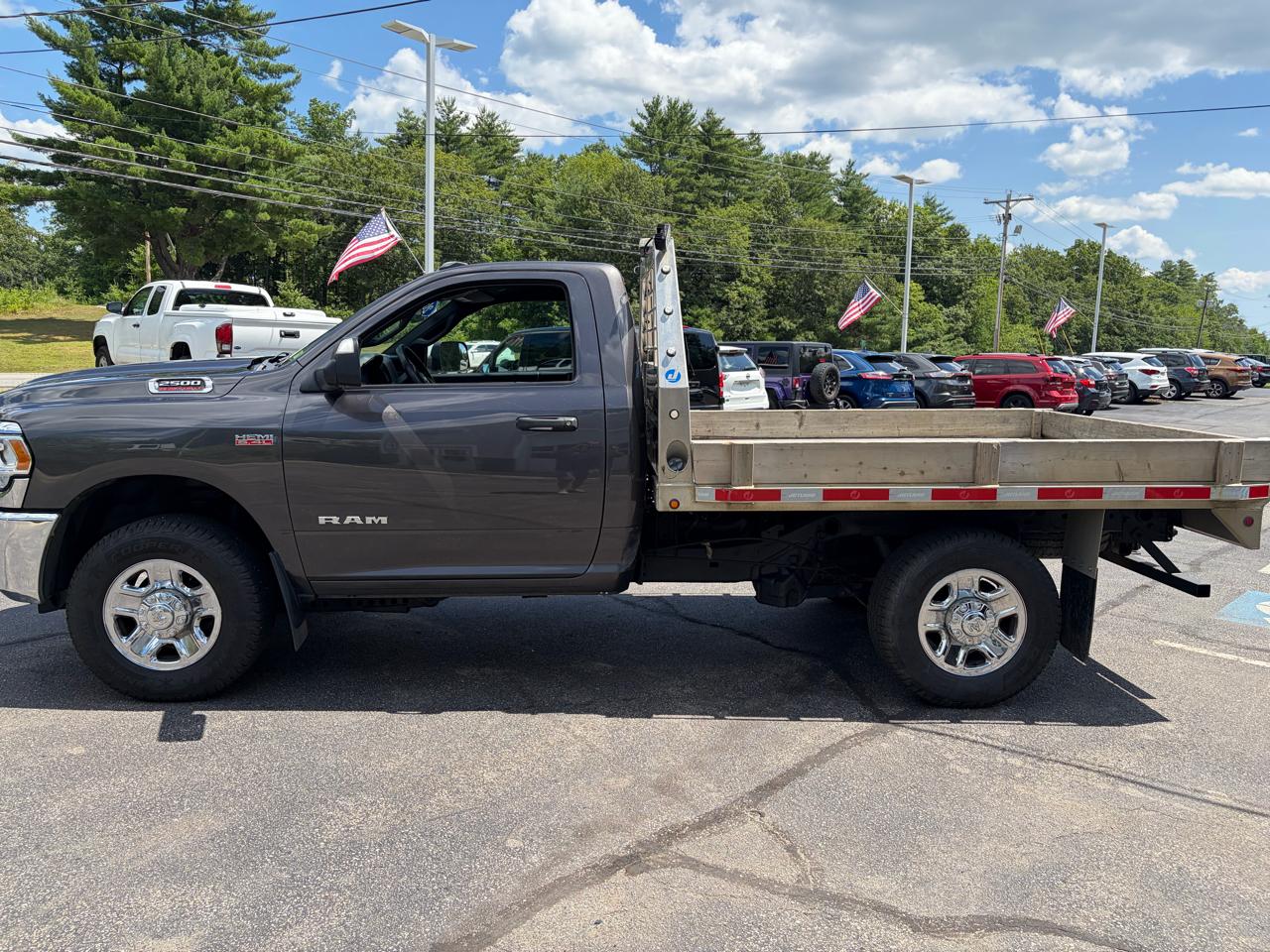RAM 2500 Tradesman Regular Cab 4WD 2021